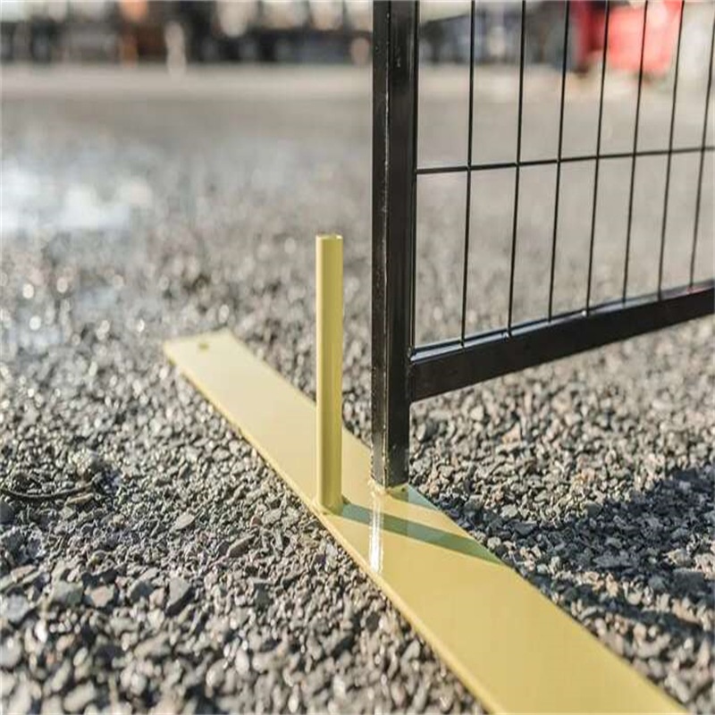 Construction Fencing on Sale Temporary Site Barriers