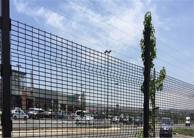 Prison Powder coated high security wire mesh fence panel 3"x0.5" x 8ga wire 2