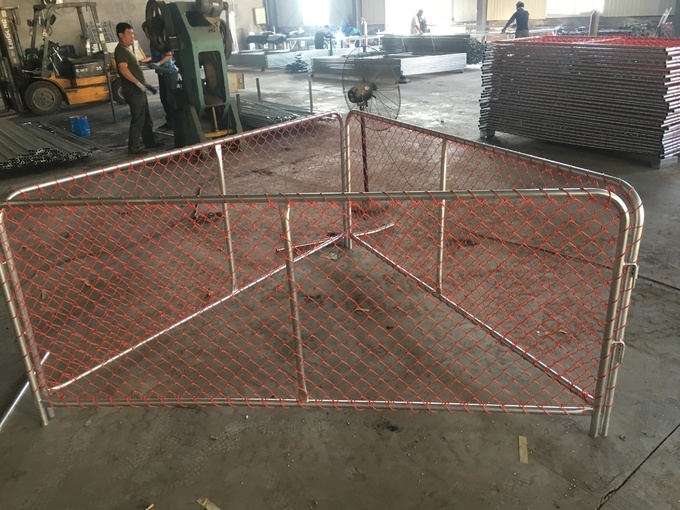 Rubbish Cage 50mm*50mm orange chain link infilled mesh construction barriers 2