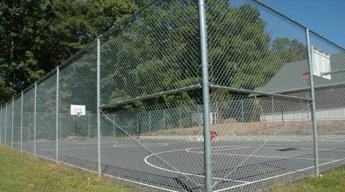 10 feet high chain link fence for basket ball field.