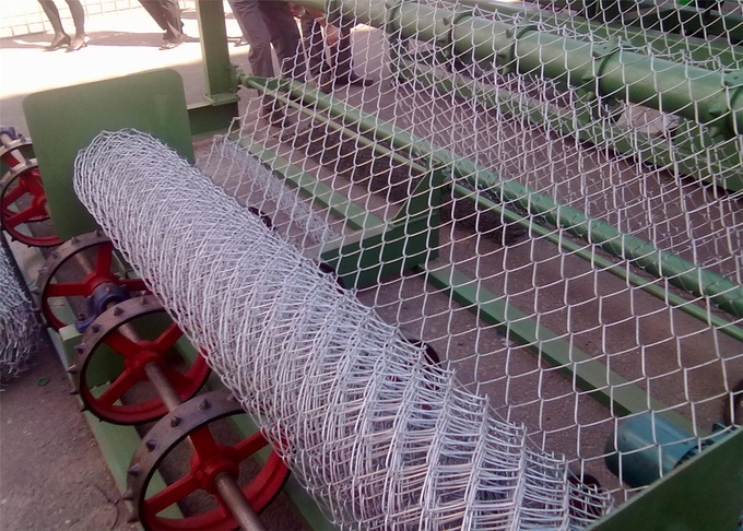 diamond razor wire mesh fence pvc coated plastic chain link fence panels for USA market 10