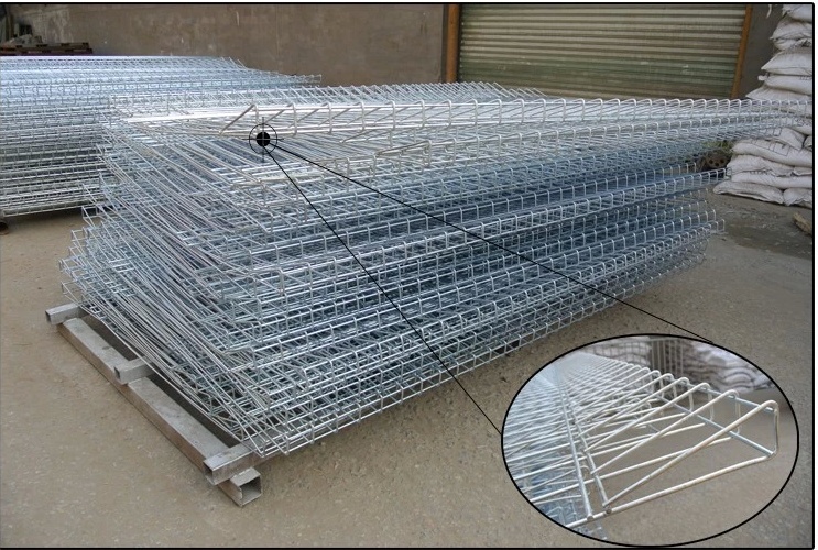 High strong welded roll top fence