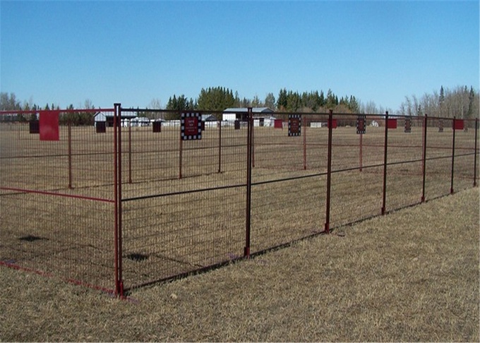 Canada Standard Temporary Metal Fencing with PVC Coating 1